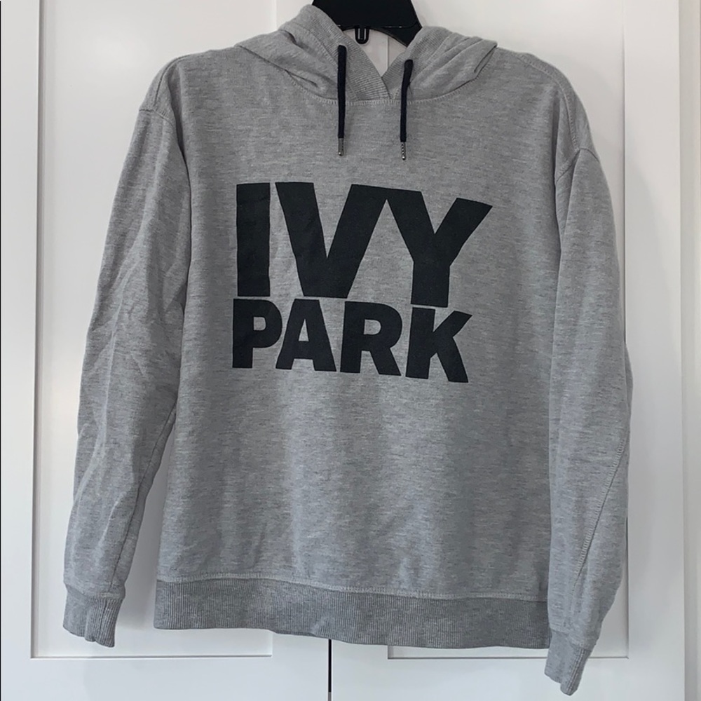Great used condition Ivy Park Sweatshirt